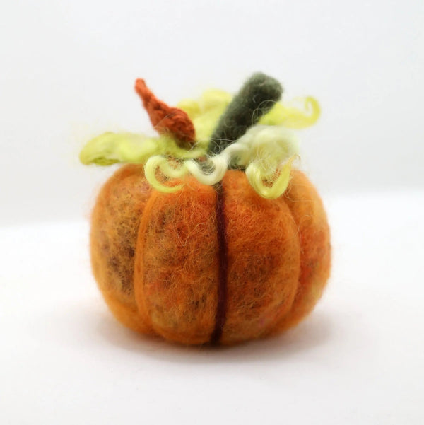 116 - 12 Felted Pumpkins - Elaine Grandon Fibre Arts - Painted Door on Main