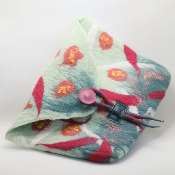 116 - 28 Laptop/Book Sleeve - Elaine Grandon Fibre Arts - Painted Door on Main