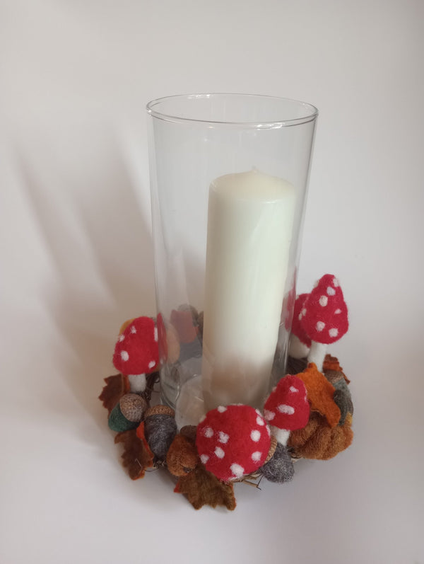 116 - 29 Centre Piece with Candle - Elaine Grandon Fibre Arts - Painted Door on Main