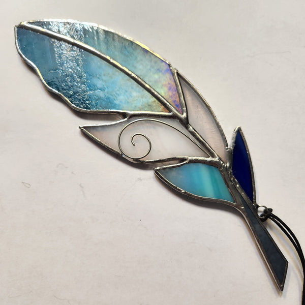 009-20 Glass Feathers - A Touch of Glass