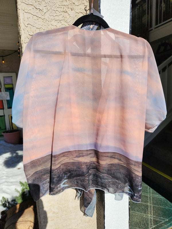 007 - 40 Kimono Wrap - Ealanta Art Wear - Painted Door on Main
