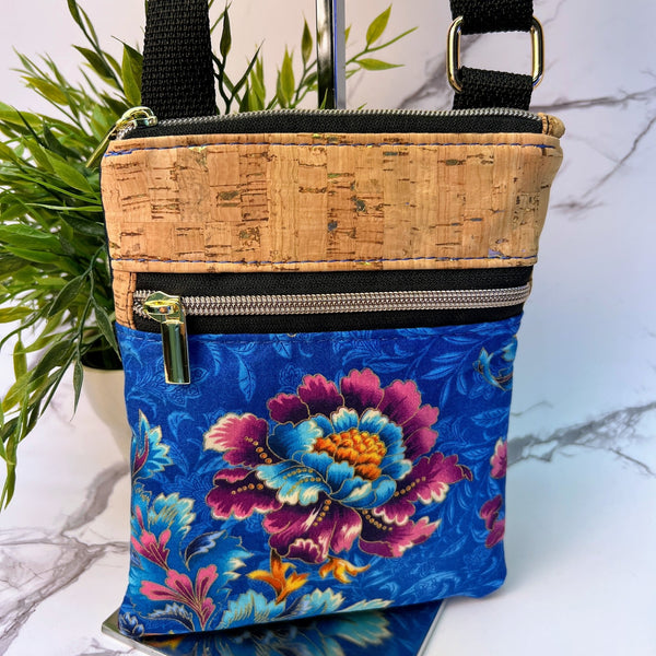 042 - 04 Cellmate Bag - Sheila's Satchels - Painted Door on Main