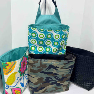 042 - 08 Vehicle Headrest Bins - Sheila's Satchels - Painted Door on Main