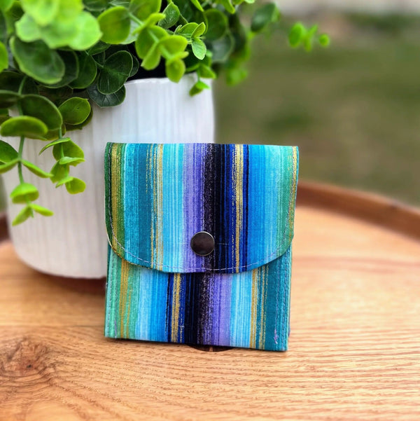 042 - 28 9 Pocket Card Holder - Sheila's Satchels - Painted Door on Main
