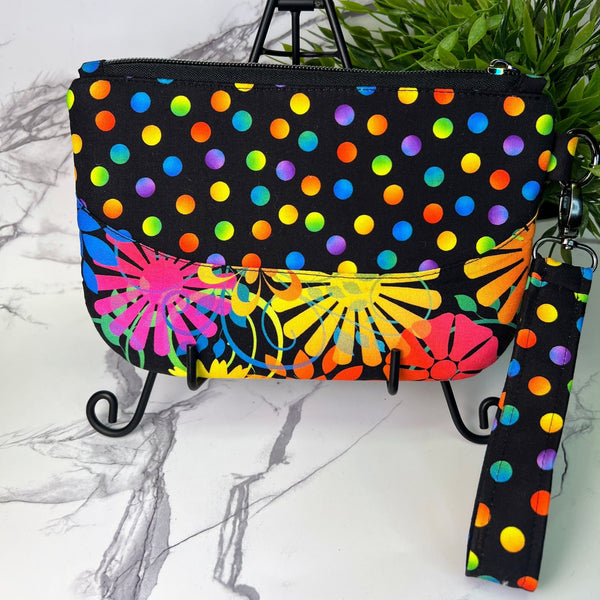 042 - 37 Essentials Wristlet - Sheila's Satchels - Painted Door on Main