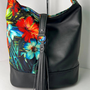 Bonnie Bucket Bag - Sheila's Satchels - Painted Door on Main