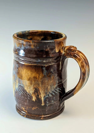 075 - 04 XL Mug/Stein - Elizabeth's Clay Vision - Painted Door on Main