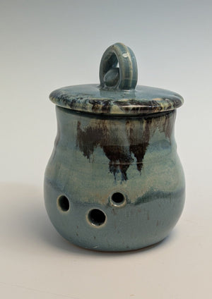 075 - 21 Garlic Pots - Elizabeth's Clay Vision - Painted Door on Main
