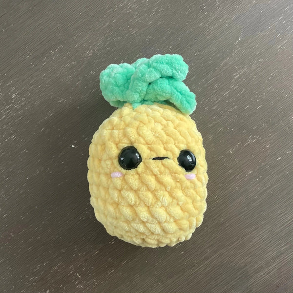 096 - 01 Plush Foods - Willing Hands Crochet - Painted Door on Main