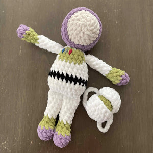 096 - 04 Characters - Willing Hands Crochet - Painted Door on Main