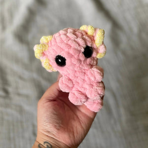 096 - 06 Water Creatures - Willing Hands Crochet - Painted Door on Main