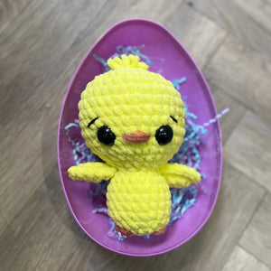 096 - 33 Easter Collection - Willing Hands Crochet - Painted Door on Main