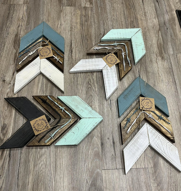 114 - 02 Chevron Arrow Sets - Rafter Diamond W - Painted Door on Main