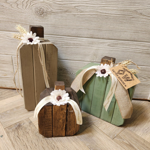 114 - 06 Boho Wooden Pumpkin Sets - Rafter Diamond W - Painted Door on Main
