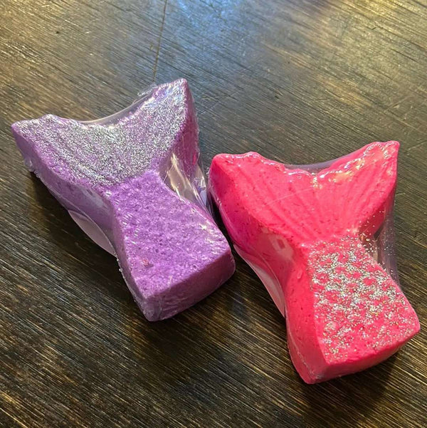 131 - 01 Shaped Bath Bombs - The Fizz Biz - Painted Door on Main