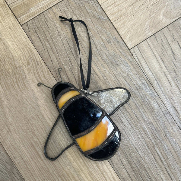 134 - 06 Bee Suncatcher - Tevlan Glass - Painted Door on Main