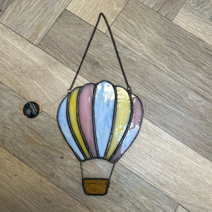 134 - 07 Hot Air Balloon Suncatcher - Tevlan Glass - Painted Door on Main