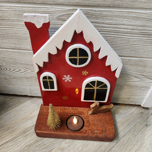 142 - 08 Wood Festive Cottage+ Battery Tealight - Larry Collicutt - Painted Door on Main