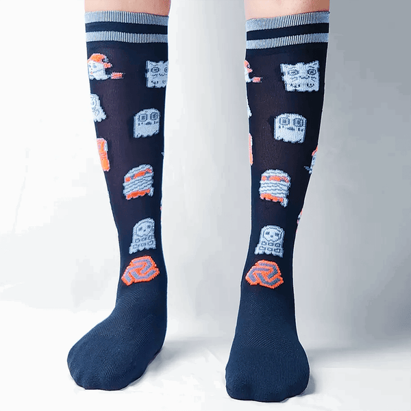144 - 10 Spooky Sponge Socks - Polarove - Painted Door on Main