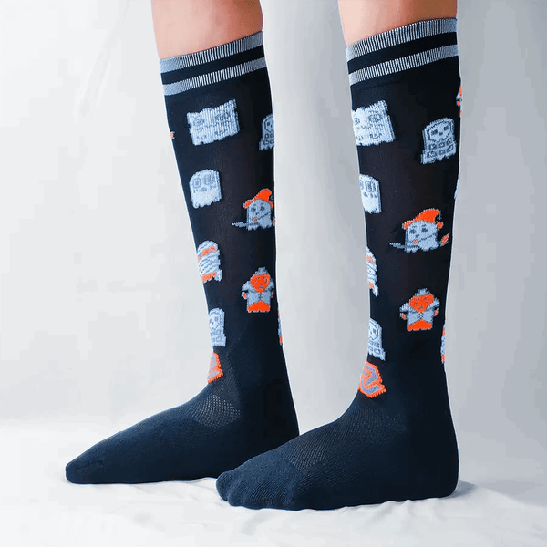 144 - 10 Spooky Sponge Socks - Polarove - Painted Door on Main
