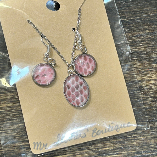 153 - 01 Snakeskin Jewelry Sets - Mr Slithers' Boutique - Painted Door on Main