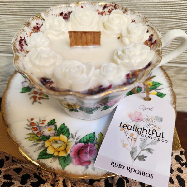832-01 Royals Wreath Candle Collection - Tealightful Candle Co.