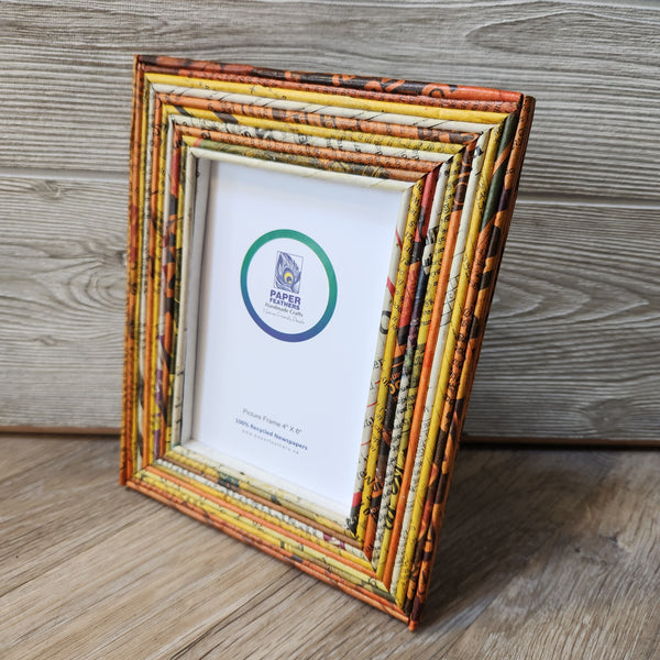 103-05 Recycle Newspaper Picture Frames - Paper Feathers