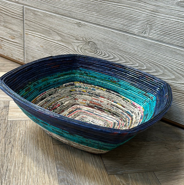 103-08 Square Newspaper Bowls (Large) - Paper Feathers
