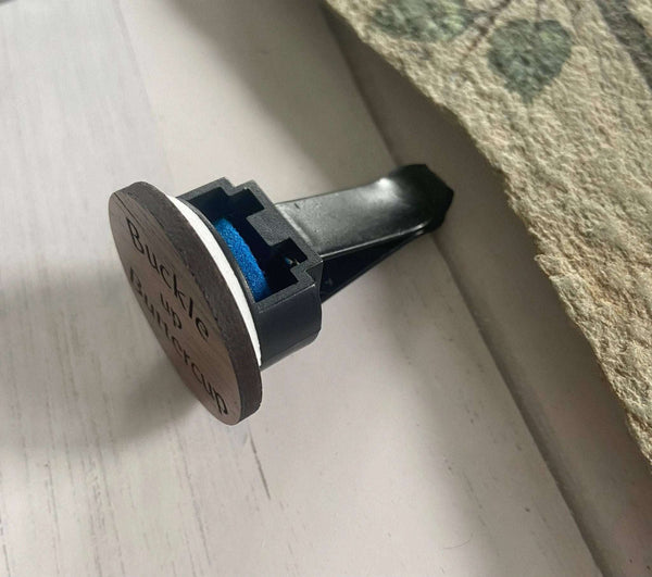 871 - 01 Wood Car Vent Diffuser Clip - Chickadee Creations - Painted Door on Main