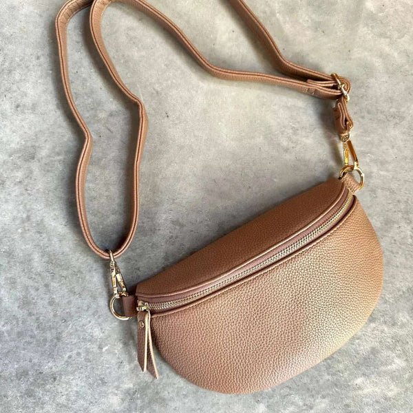 889 - 02 Crossbody Bag - Justine Brooks Design - Painted Door on Main