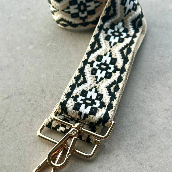 889 - 03 Bag Strap - Justine Brooks Design - Painted Door on Main