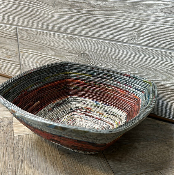 103-08 Square Newspaper Bowls (Large) - Paper Feathers
