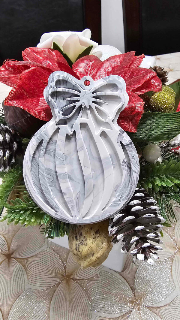 113-27 Christmas Ornaments - Flickering Aromas