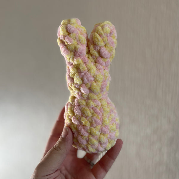 096-33 Plushy Easter Peeps - Willing Hands Crochet