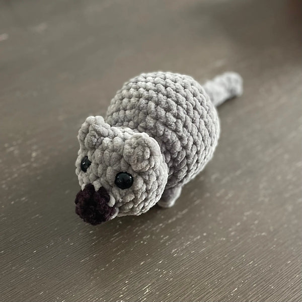 096-18 Land Creatures - Willing Hands Crochet