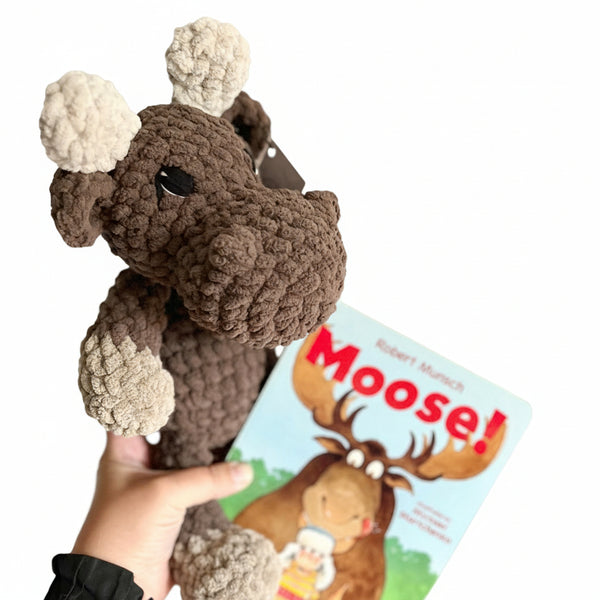 Book Buddies - Willing Hands Crochet - Painted Door on Main