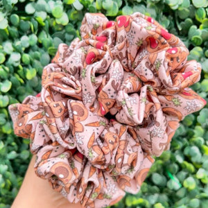 Christmas Scrunchies - Alayna B & Co. - Painted Door on Main