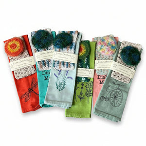 Kitchen Set - Leslie's Stitchery - Painted Door on Main