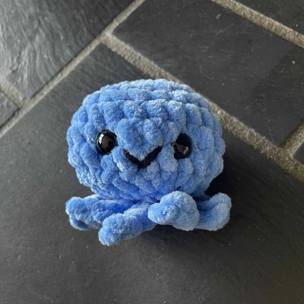 096 - 11 Mini Octopus - Willing Hands Crochet - Painted Door on Main