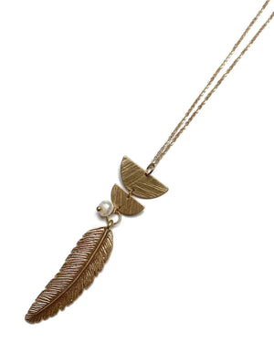 842 - 05 Feather & Freshwater Pearl Necklace - Gracie Rose Designs - Painted Door on Main
