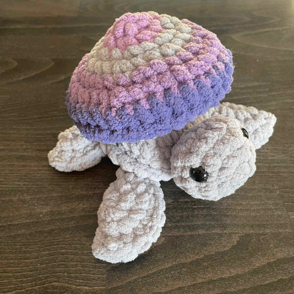 096-39 Plushy Turtle - Willing Hands Crochet